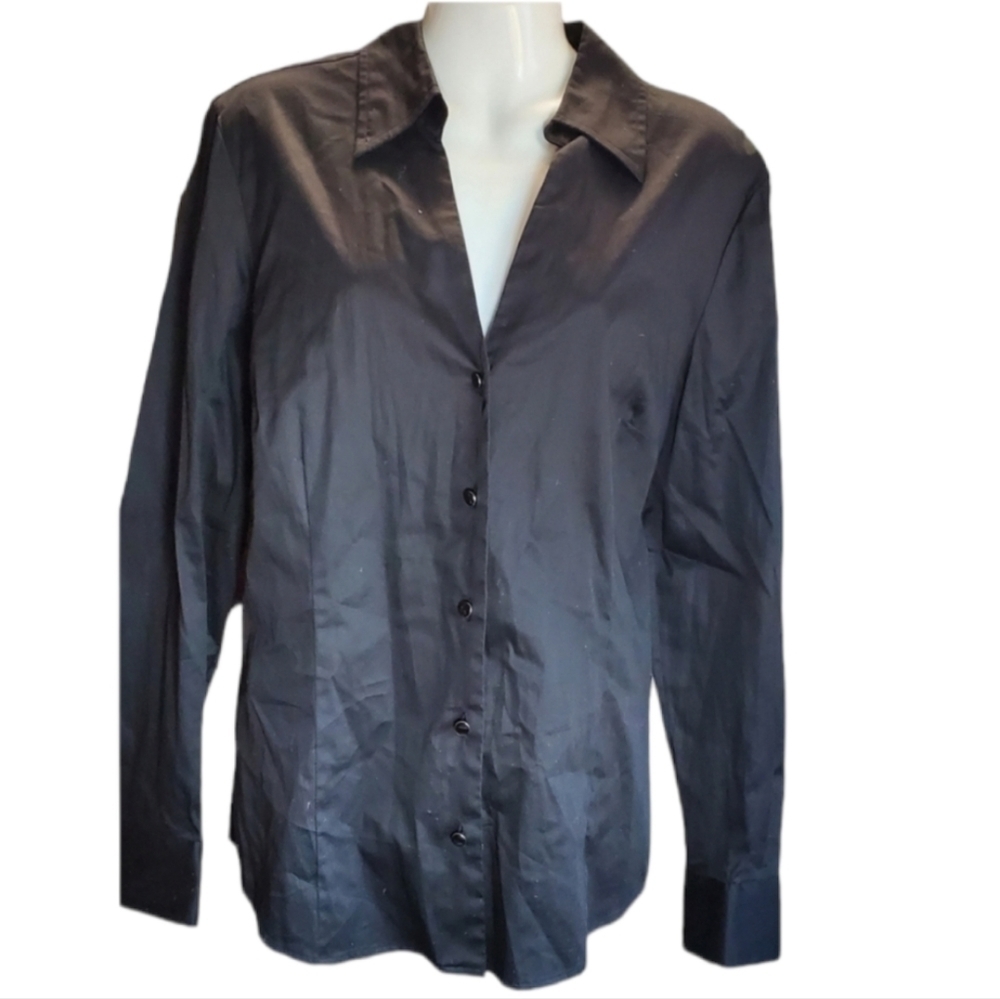 NEW CHARTER CLUB black button down 16